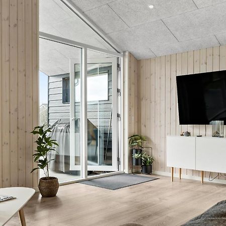 Beautiful Home In Tarm With Sauna Bagian luar foto
